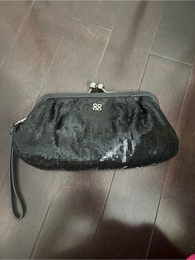 SPECIAL EDITION: Coach Sequence Kisslock Clutch 2010